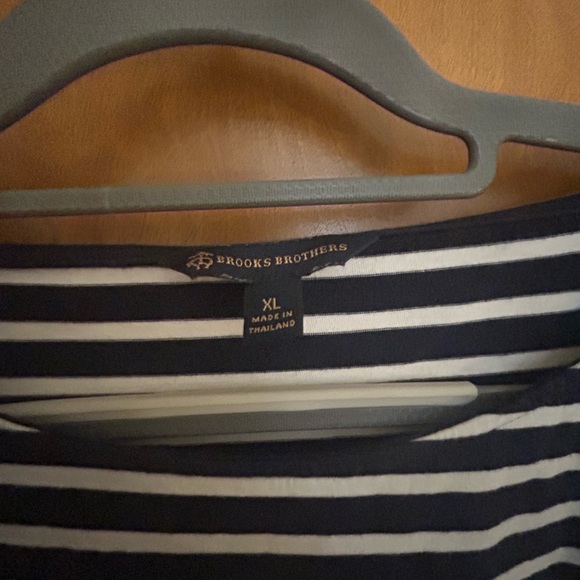 Brooks Brothers Classic Navy and White Striped Shirt - Picture 1 of 3
